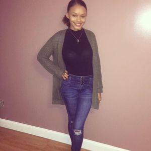 Meet your Posher, Kiera